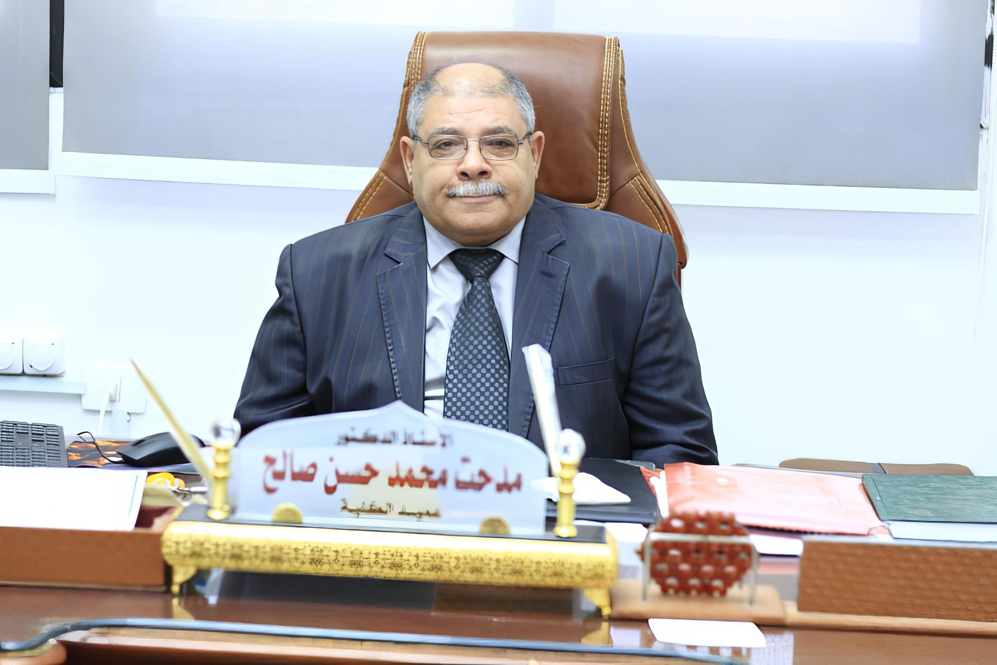 دكتور مدحت محمد حسن صالح